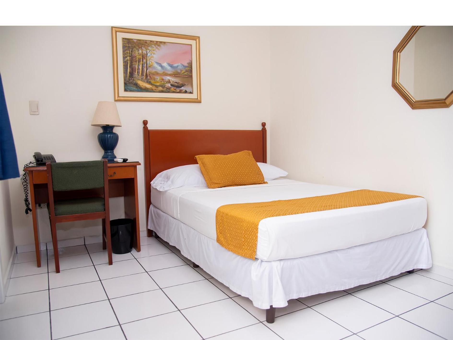 Hotel Villa Serena San Benito San Salvador Exteriör bild